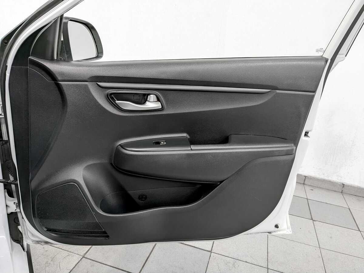 Б/У Киа Рио 2019 года. Фото: #23