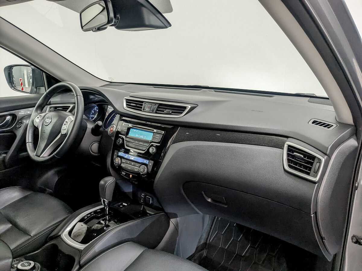 Б/У Ниссан Икс-Трейл 2017 года. Фото: #10