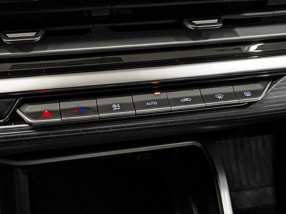 Geely Emgrand 2024 года с пробегом. Фото: #18