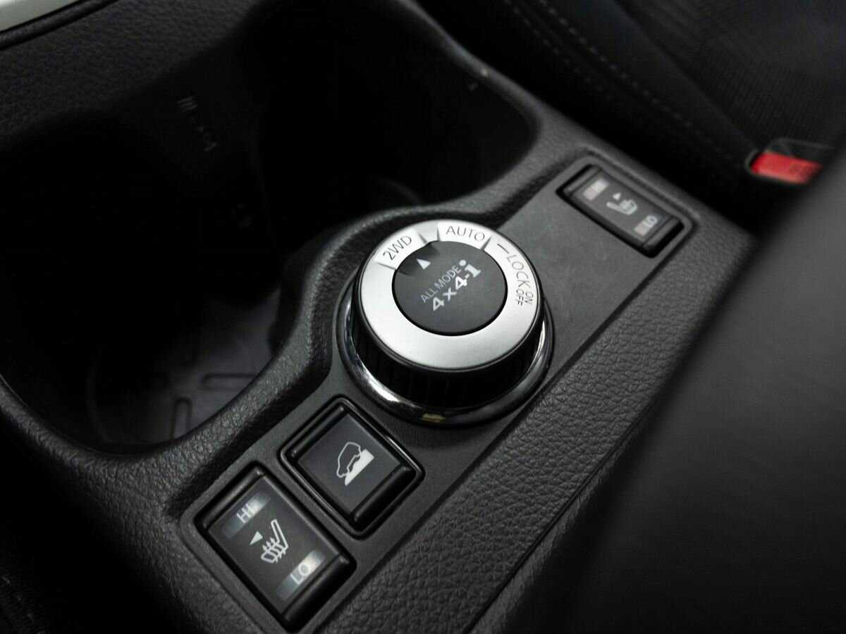 Б/У Ниссан Икс-Трейл 2017 года. Фото: #21