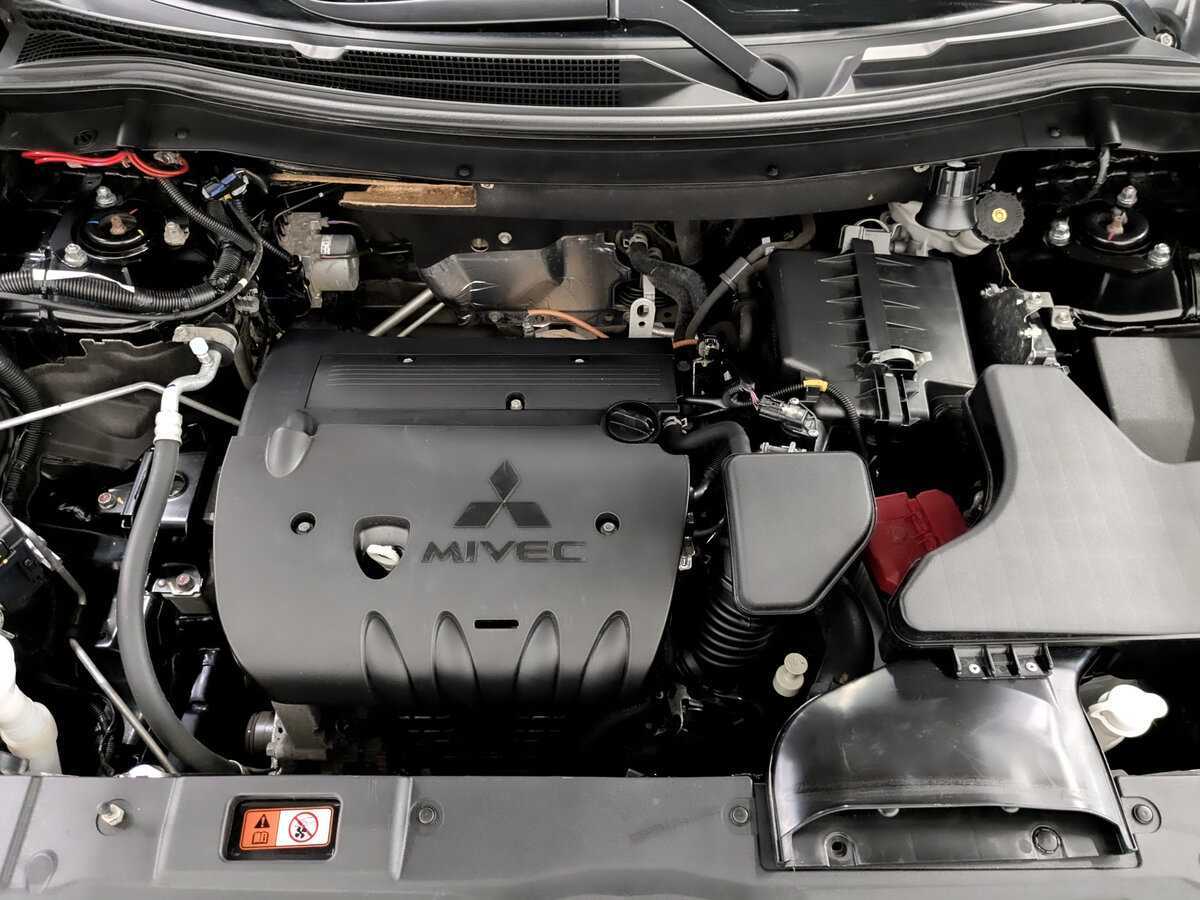 Mitsubishi Outlander 2021 года с пробегом. Фото: #8