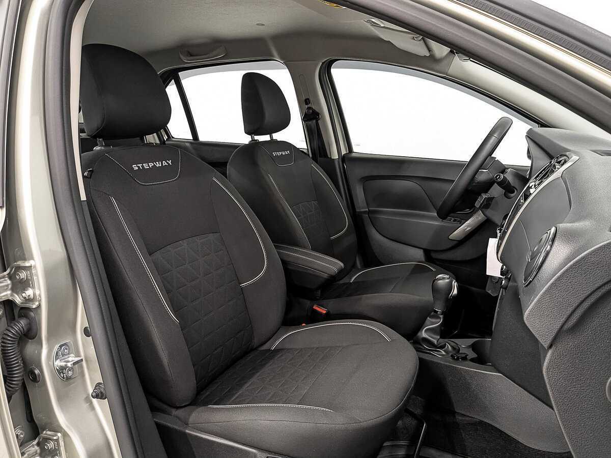 Б/У Рено Логан 2019 года. Фото: #23