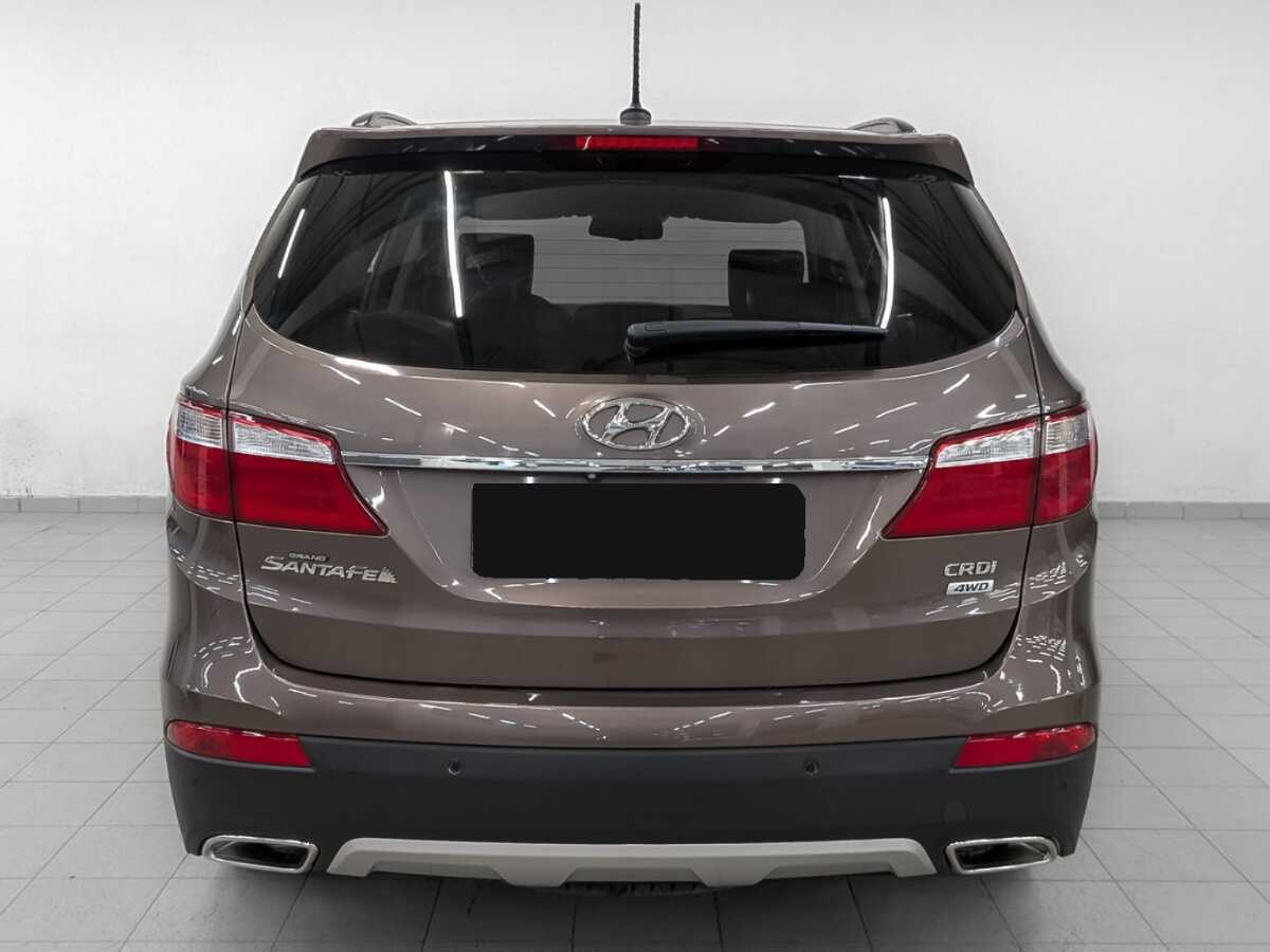 Hyundai Santa Fe 2015 года с пробегом. Фото: #5