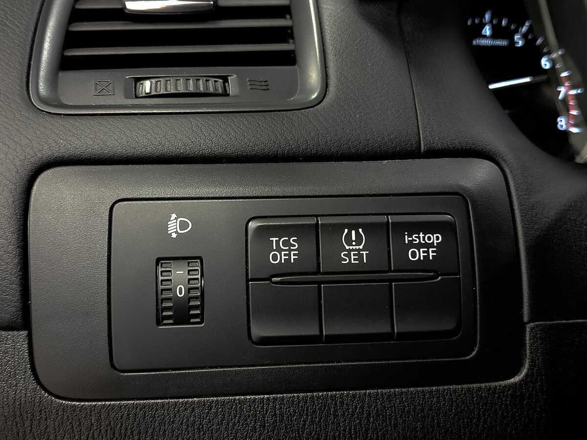 Б/У Мазда Ц-Икс-5 2014 года. Фото: #23