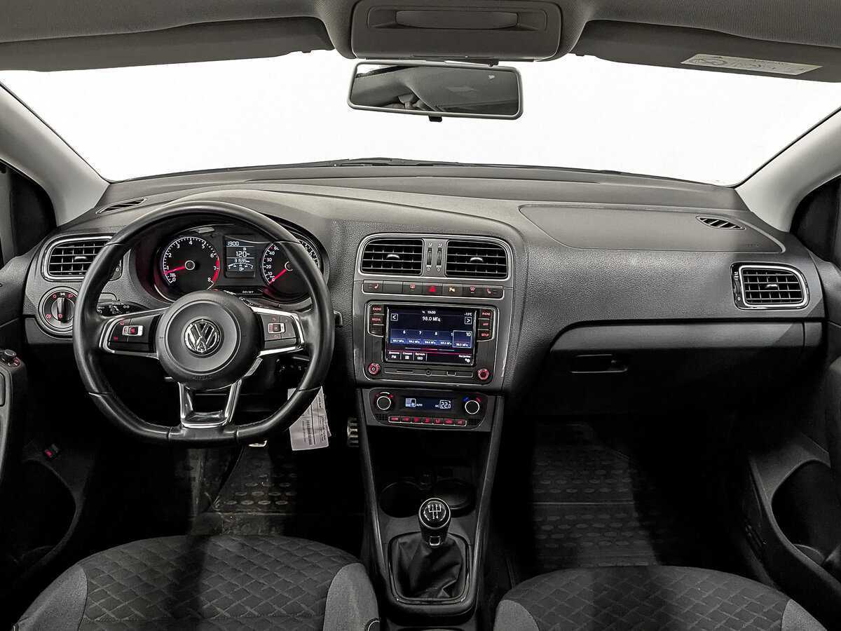 Б/У Фольксваген Поло 2018 года. Фото: #13