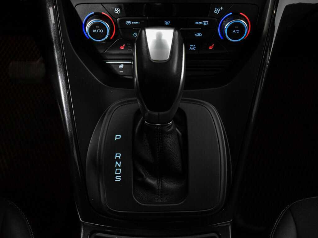 Б/У Форд Куга 2017 года. Фото: #10