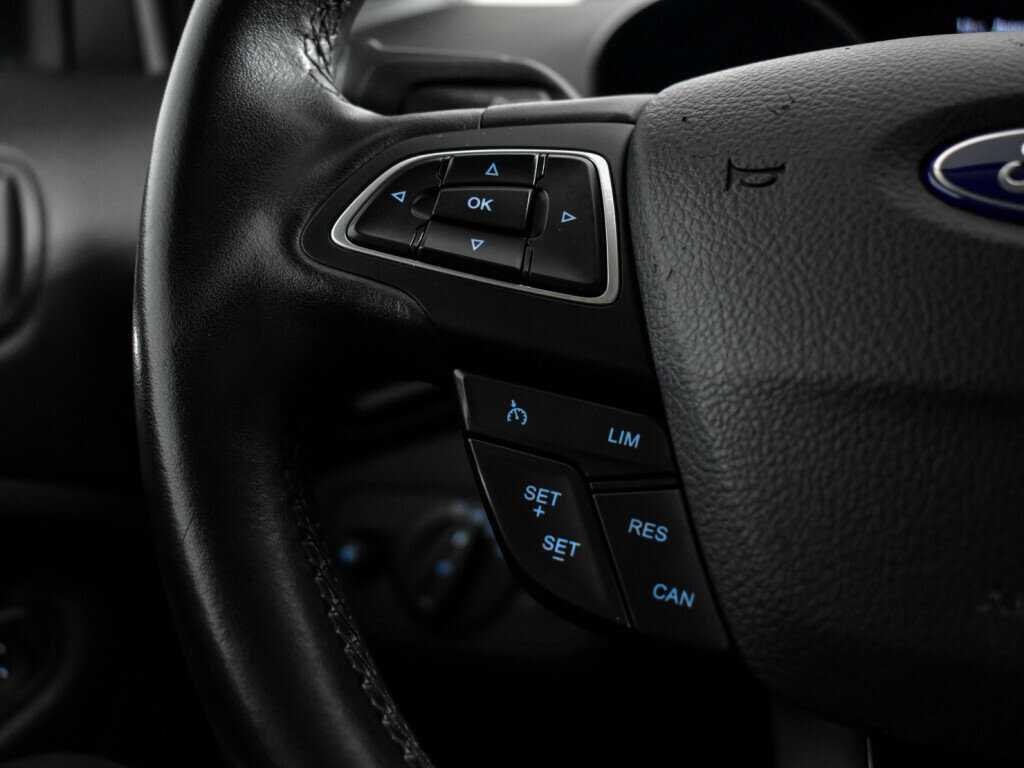 Б/У Форд Куга 2017 года. Фото: #17