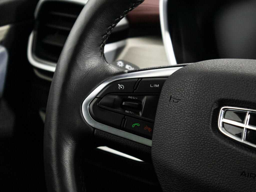 Geely Coolray 2023 года с пробегом. Фото: #23