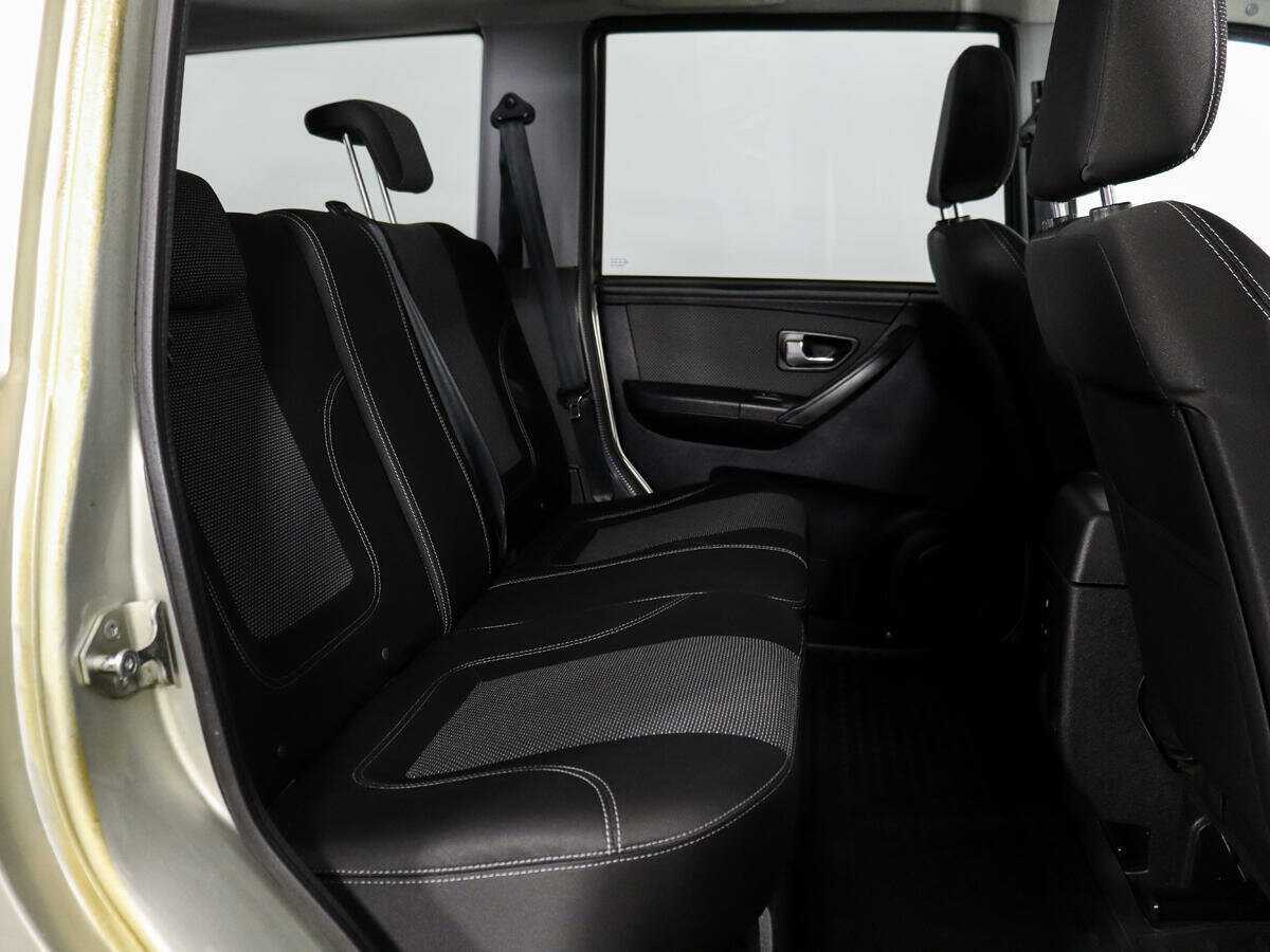 Б/У УАЗ Патриот 2015 года. Фото: #11