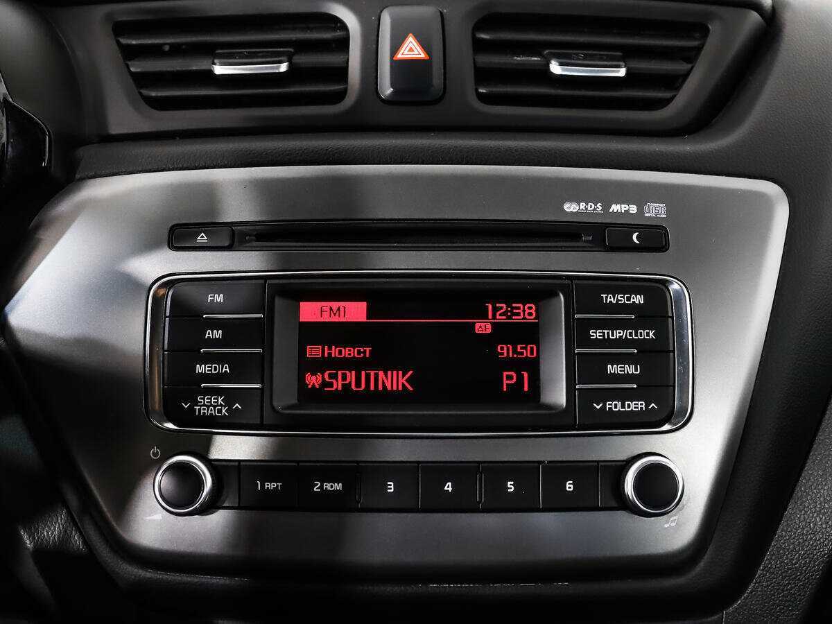 Б/У Киа Рио 2017 года. Фото: #12