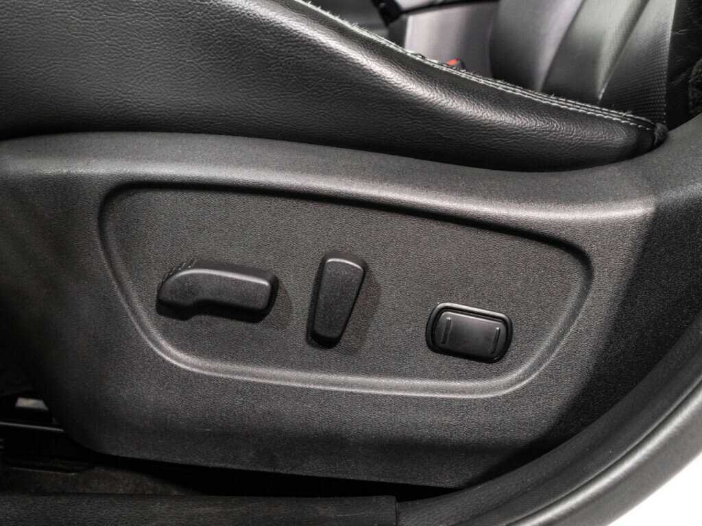 Б/У Ниссан Икс-Трейл 2016 года. Фото: #15