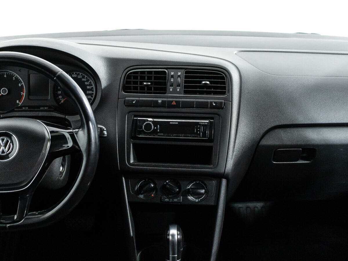 Б/У Фольксваген Поло 2016 года. Фото: #13