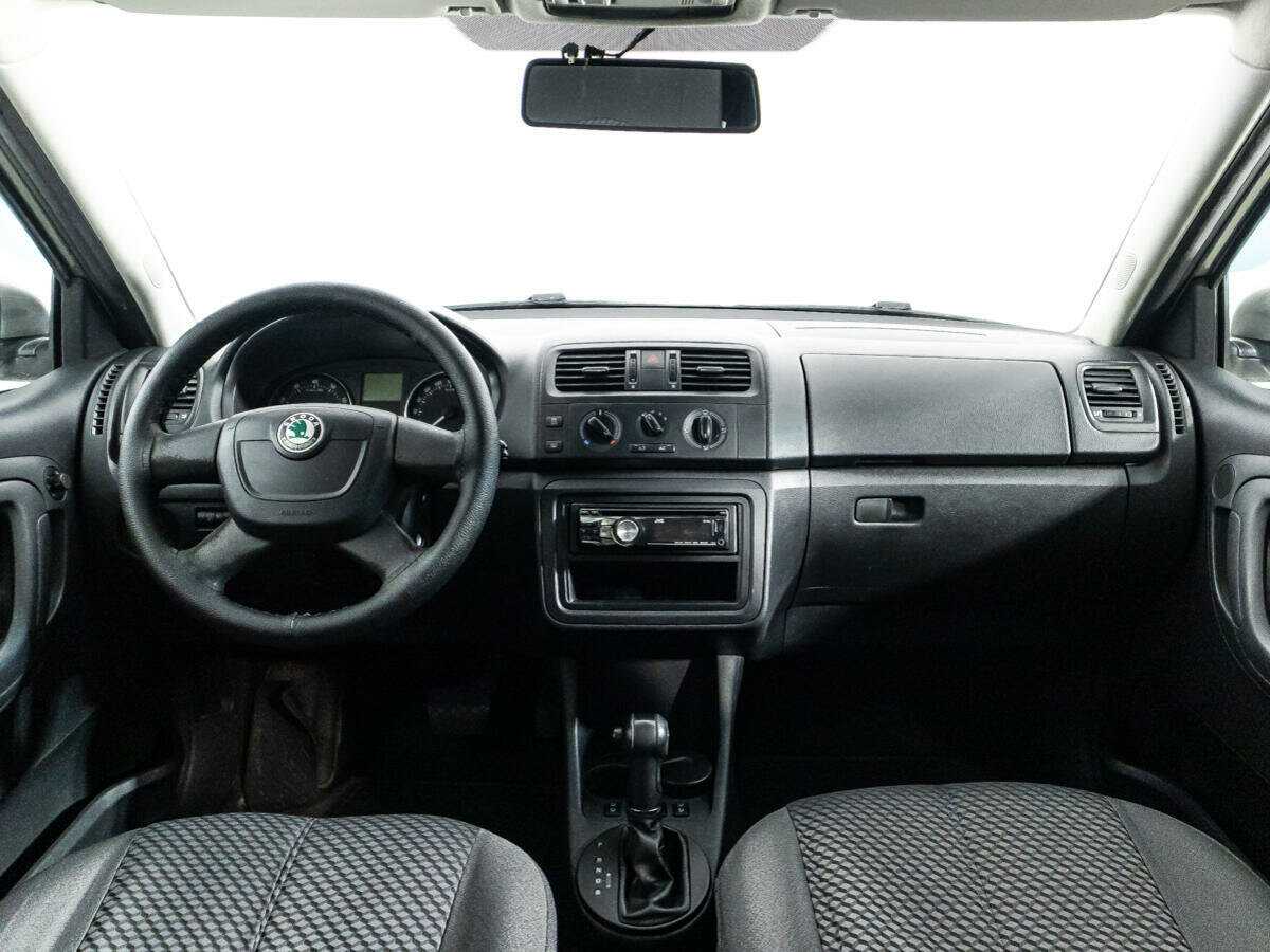 Б/У Шкода Фабия 2012 года. Фото: #11