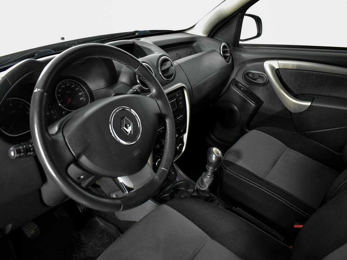 Б/У Рено Дастер 2014 года. Фото: #6