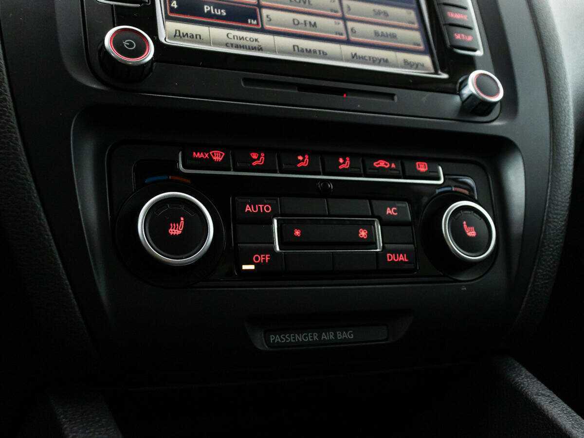 Б/У Фольксваген Джетта 2012 года. Фото: #15