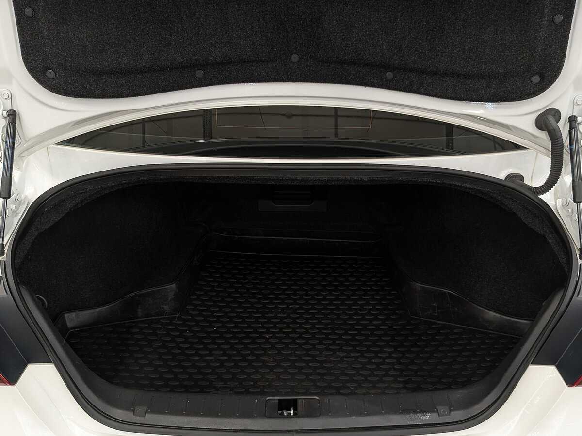 Infiniti Q70 2016 года с пробегом. Фото: #9