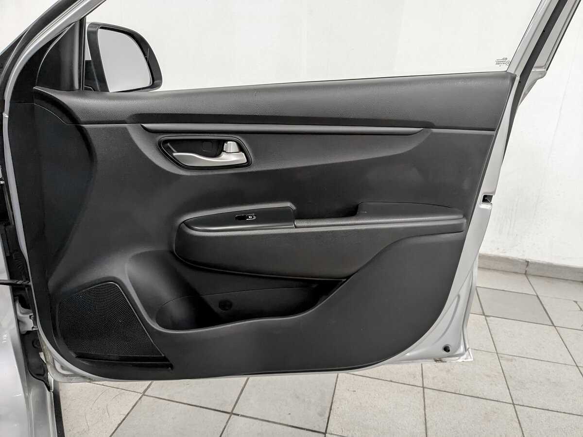 Б/У Киа Рио 2020 года. Фото: #22