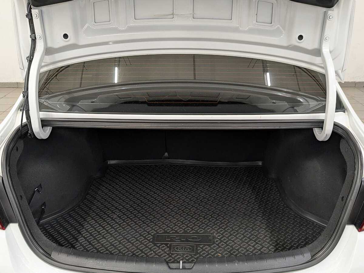 Б/У Киа Рио 2017 года. Фото: #9