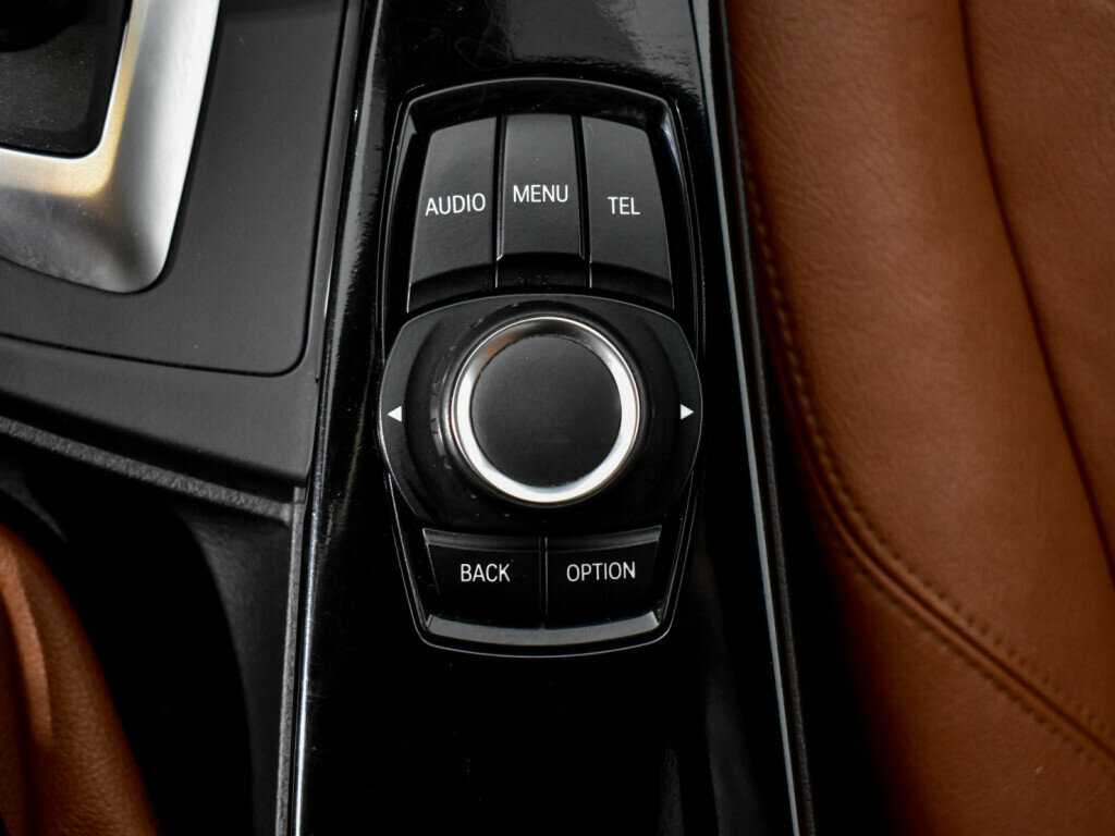 BMW 3 серии 2017 года с пробегом. Фото: #11