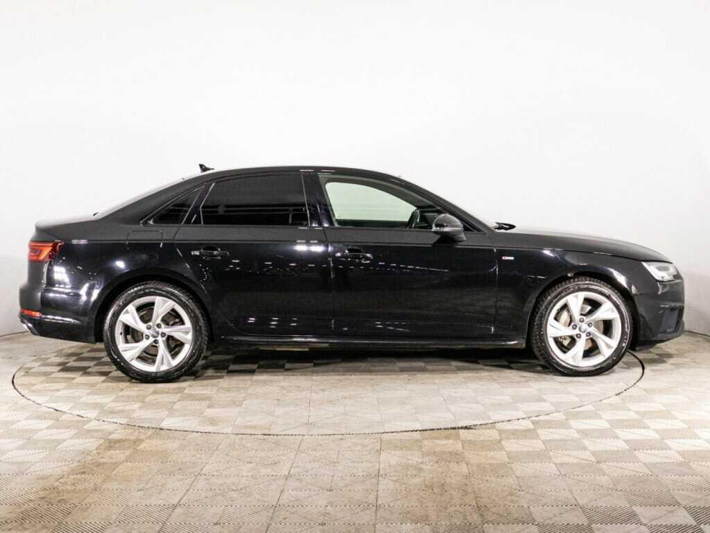 Audi A4 2019 года с пробегом. Фото: #3
