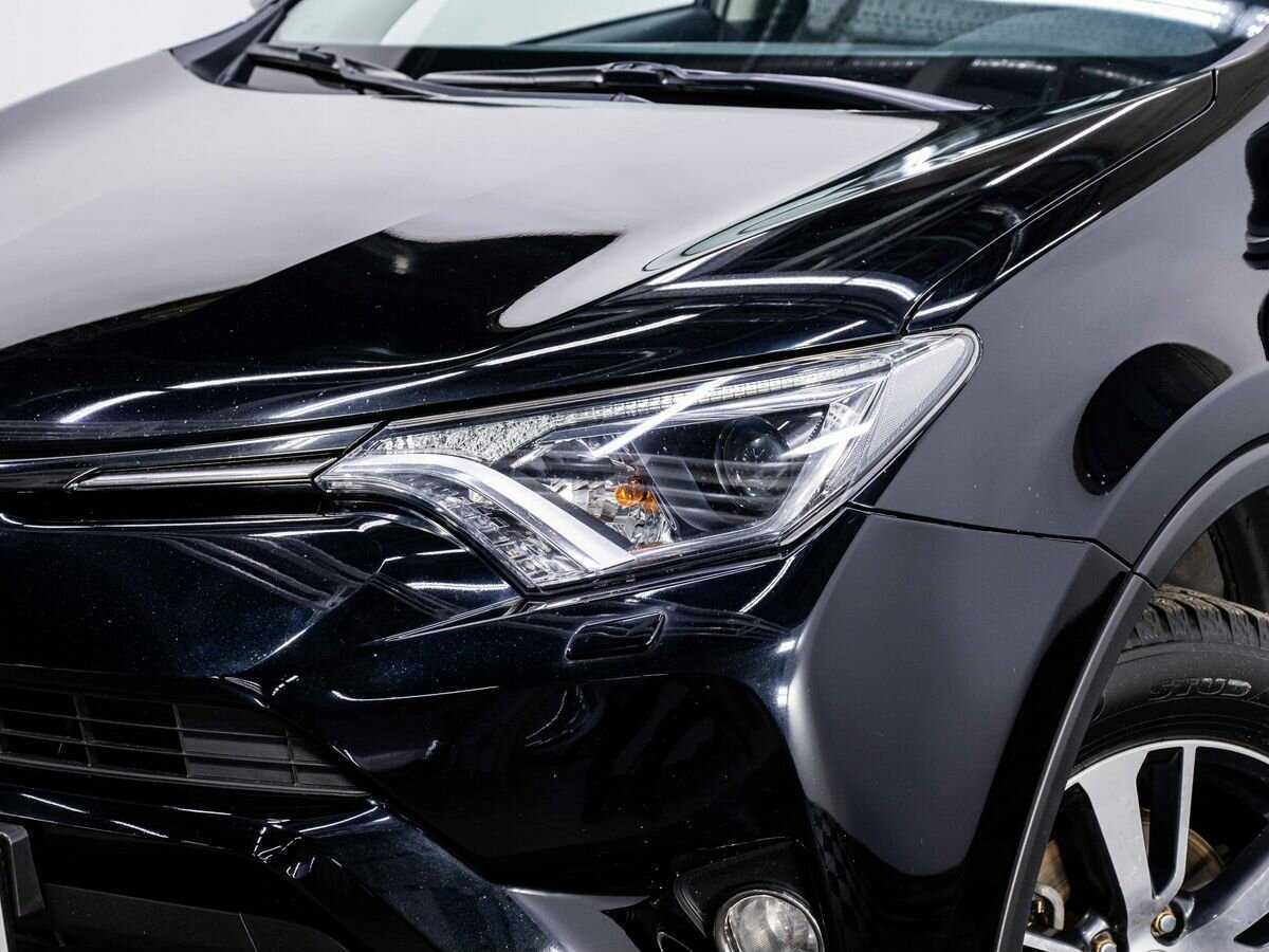 Toyota RAV4 2017 года с пробегом. Фото: #6