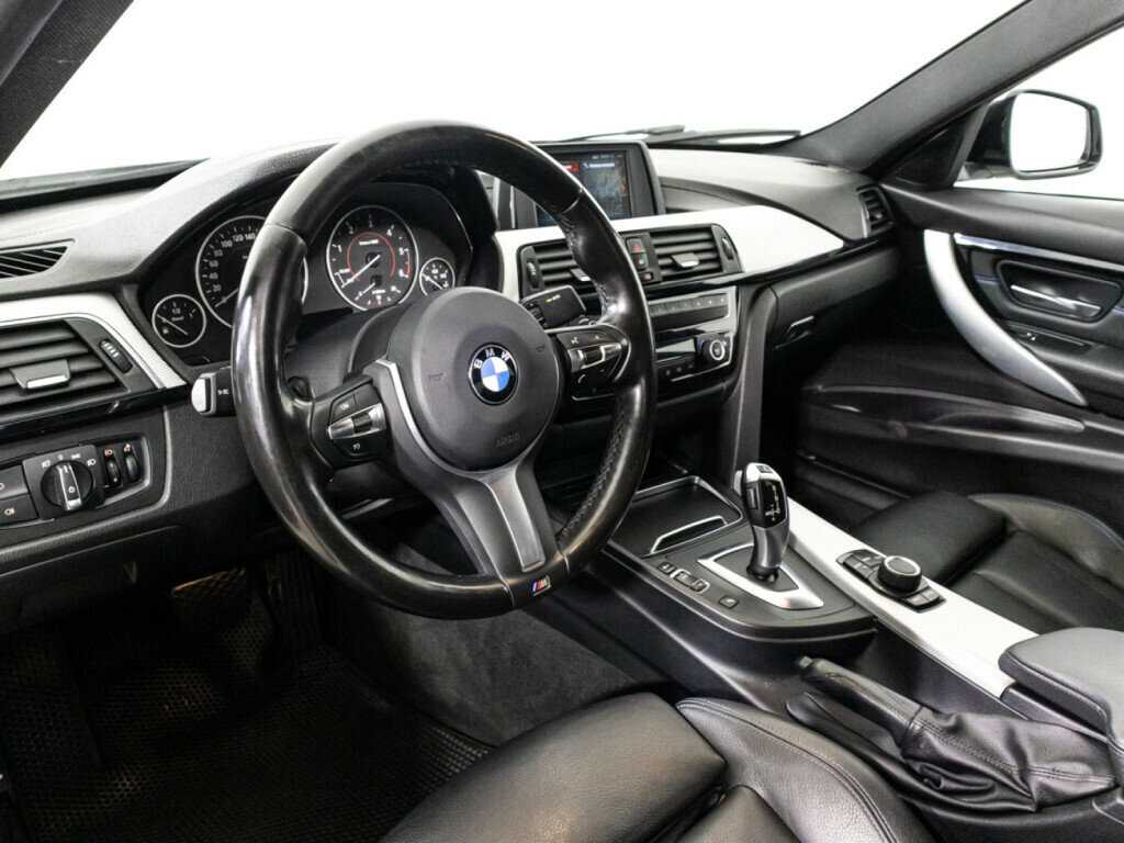 BMW 3 серии 2018 года с пробегом. Фото: #10