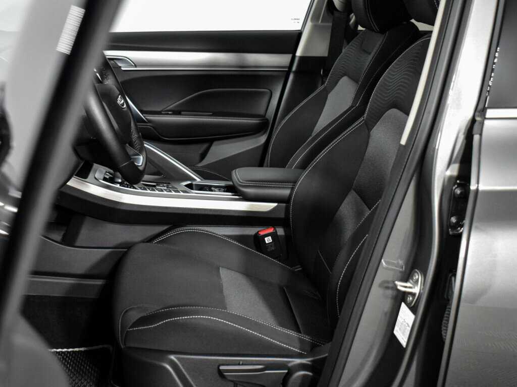 Б/У Джили Кулрэй 2022 года. Фото: #11