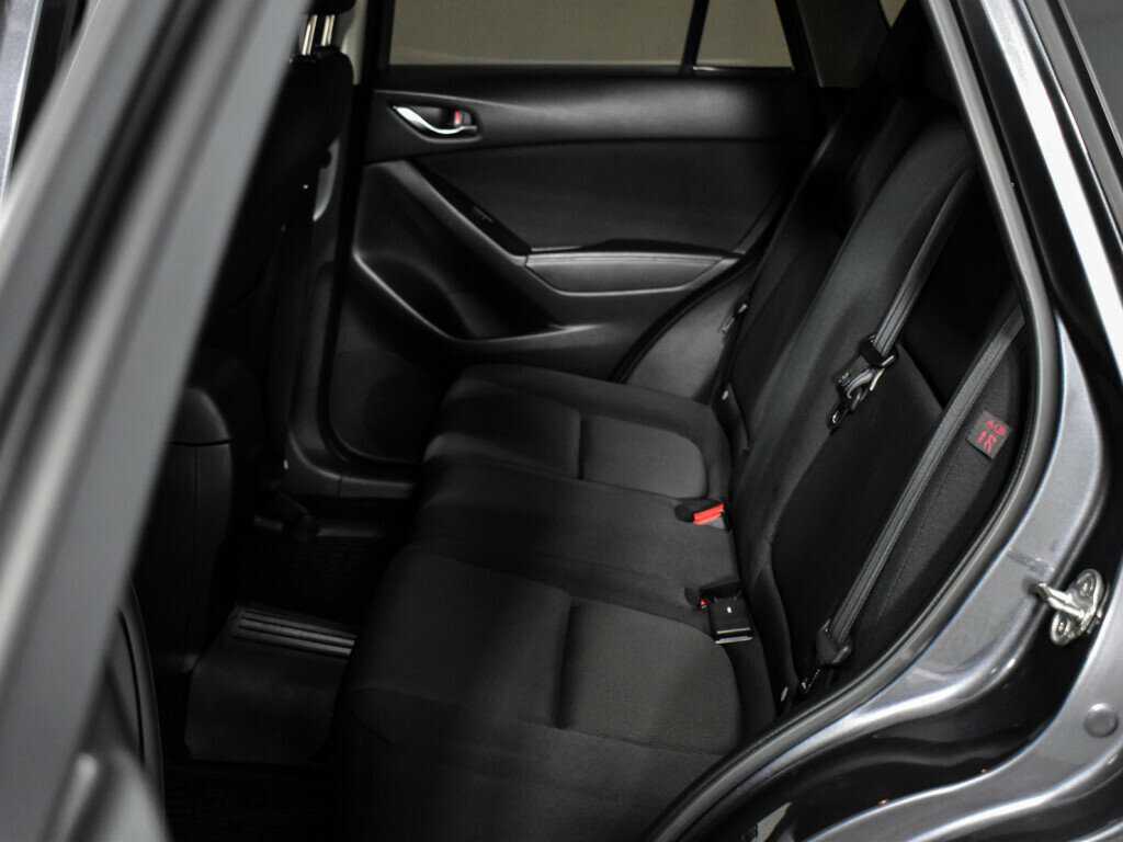 Б/У Мазда Ц-Икс-5 2015 года. Фото: #11