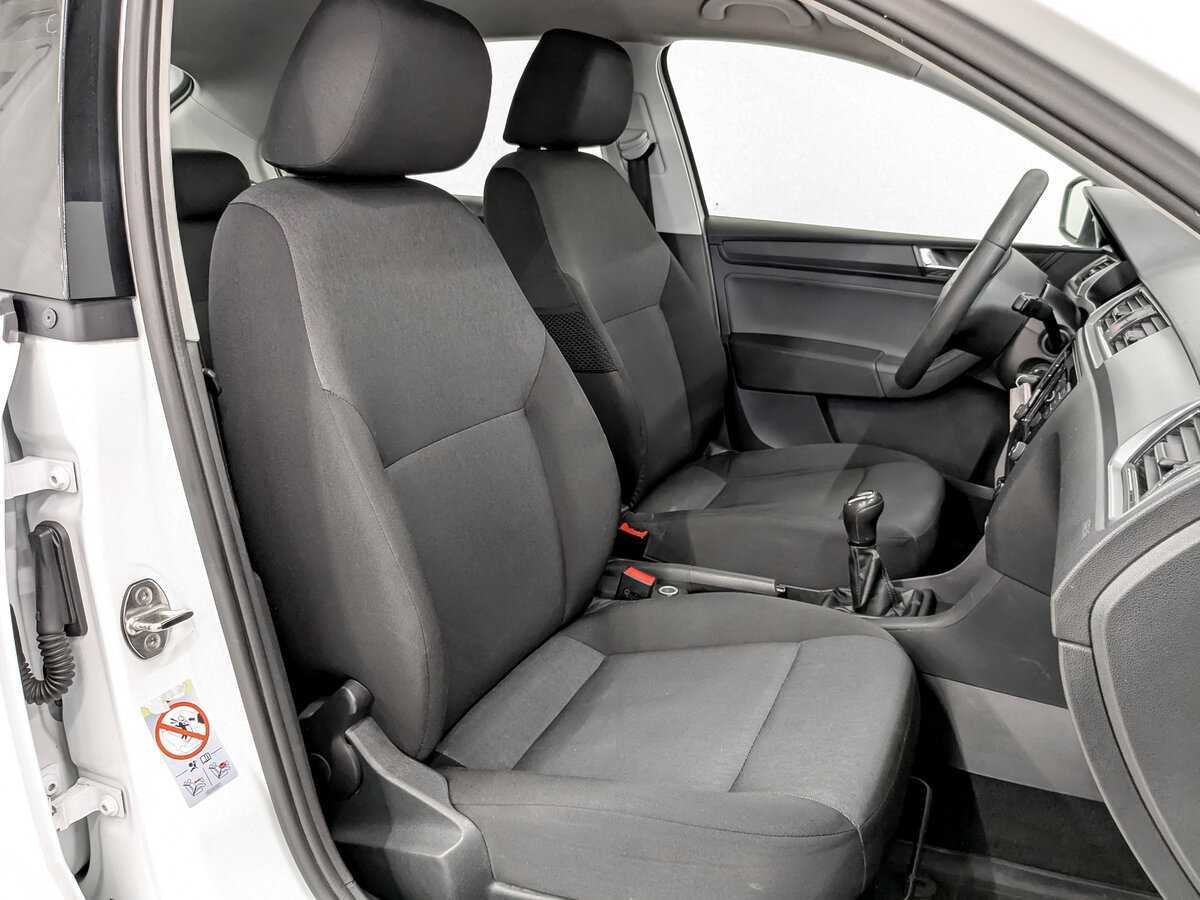 Б/У Шкода Рапид 2017 года. Фото: #22