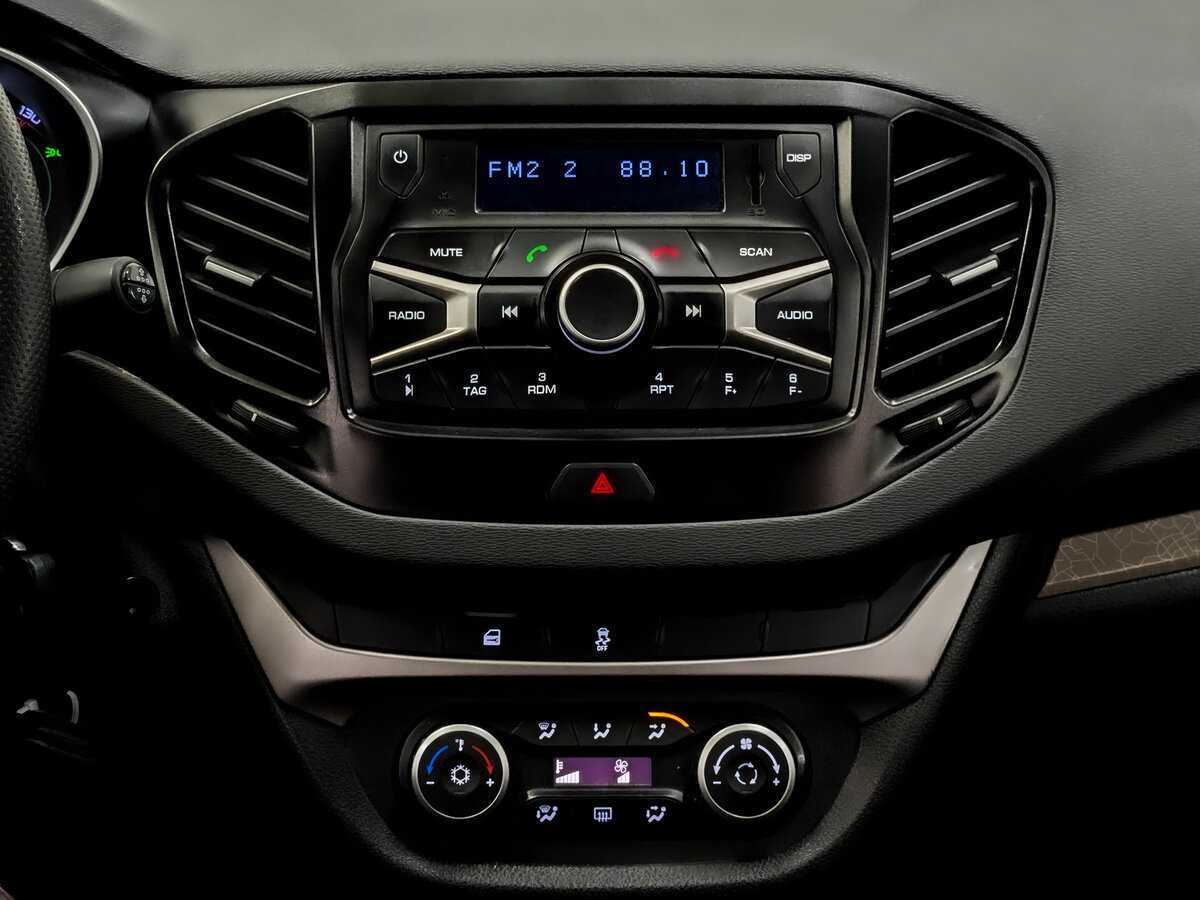 Б/У Лада (ВАЗ) Веста 2016 года. Фото: #14