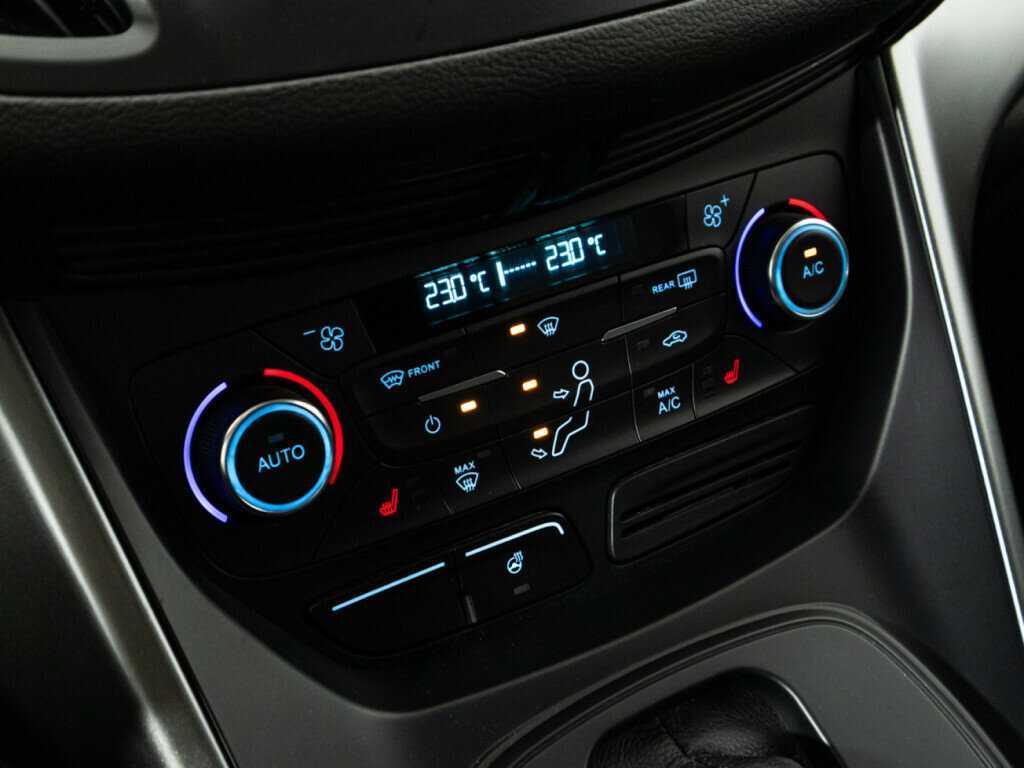 Б/У Форд Куга 2017 года. Фото: #15