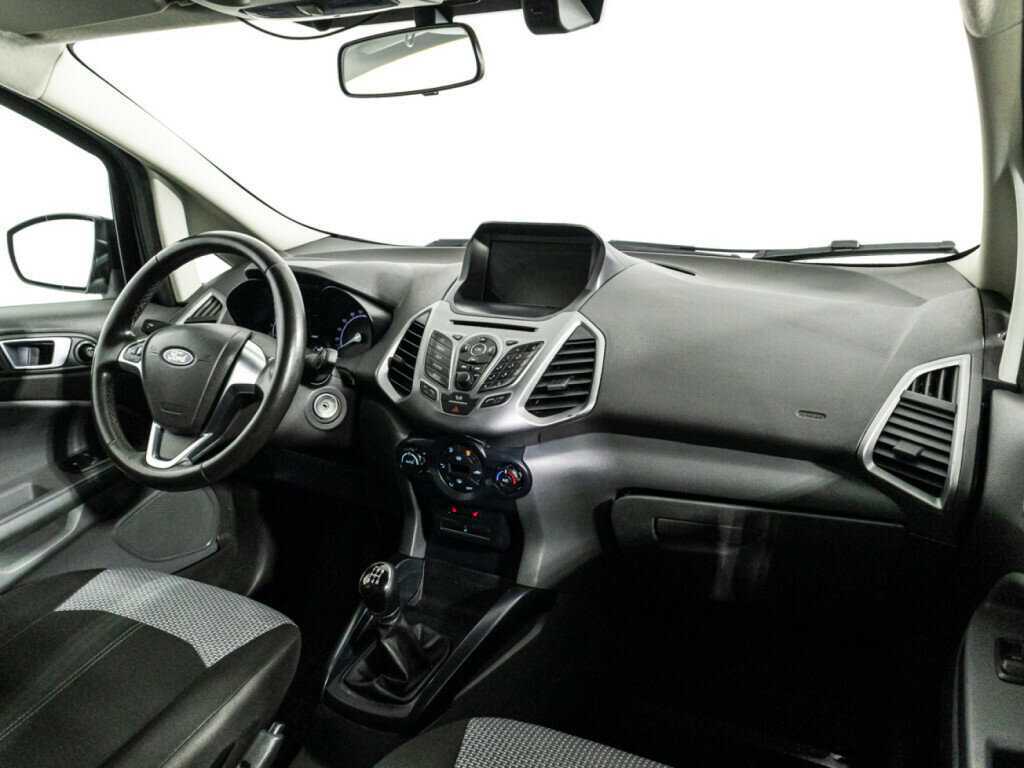 Б/У Форд ЭкоСпорт 2017 года. Фото: #8