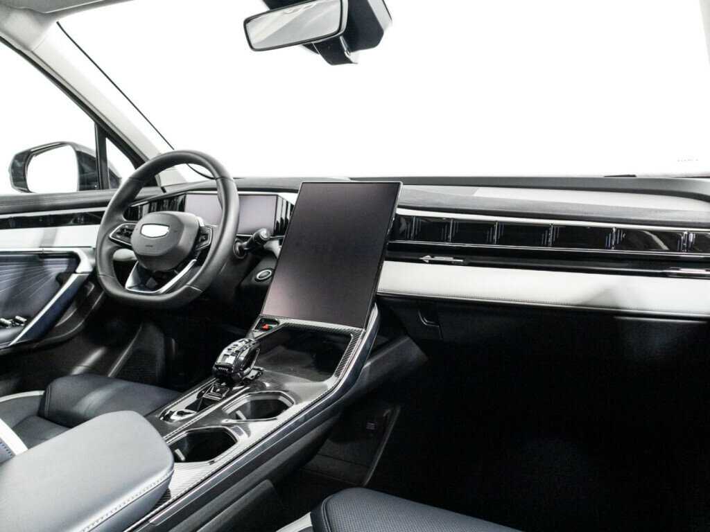 Geely Atlas 2023 года с пробегом. Фото: #8