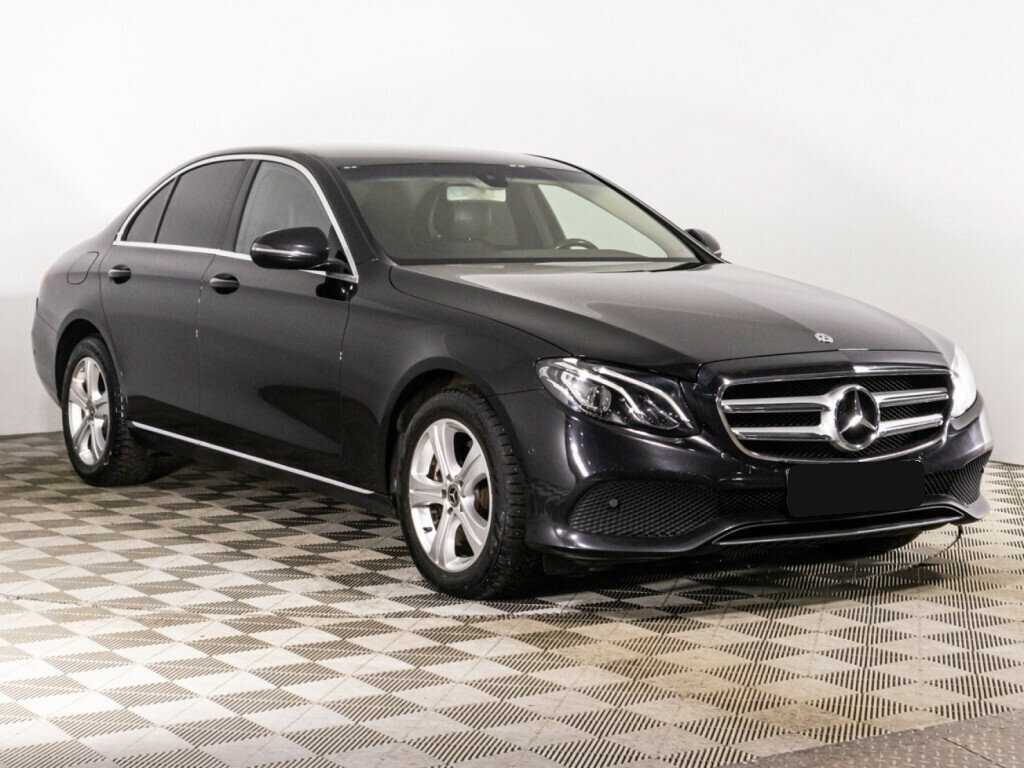 Mercedes-Benz E-Класс 2017 года с пробегом. Фото: #2