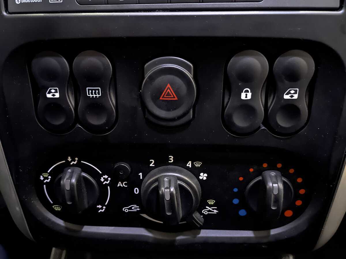 Б/У Ниссан Альмера 2014 года. Фото: #20