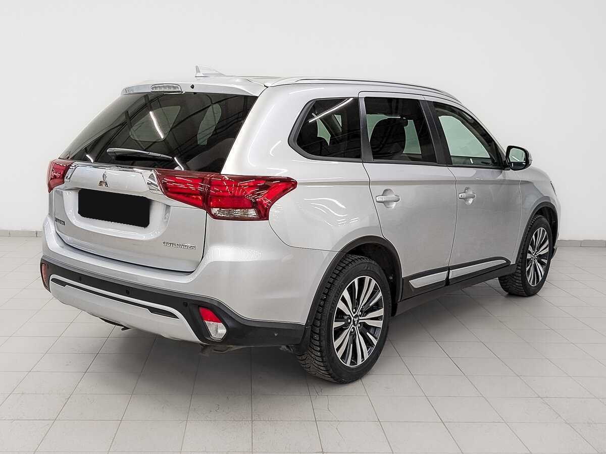 Mitsubishi Outlander 2020 года с пробегом. Фото: #4