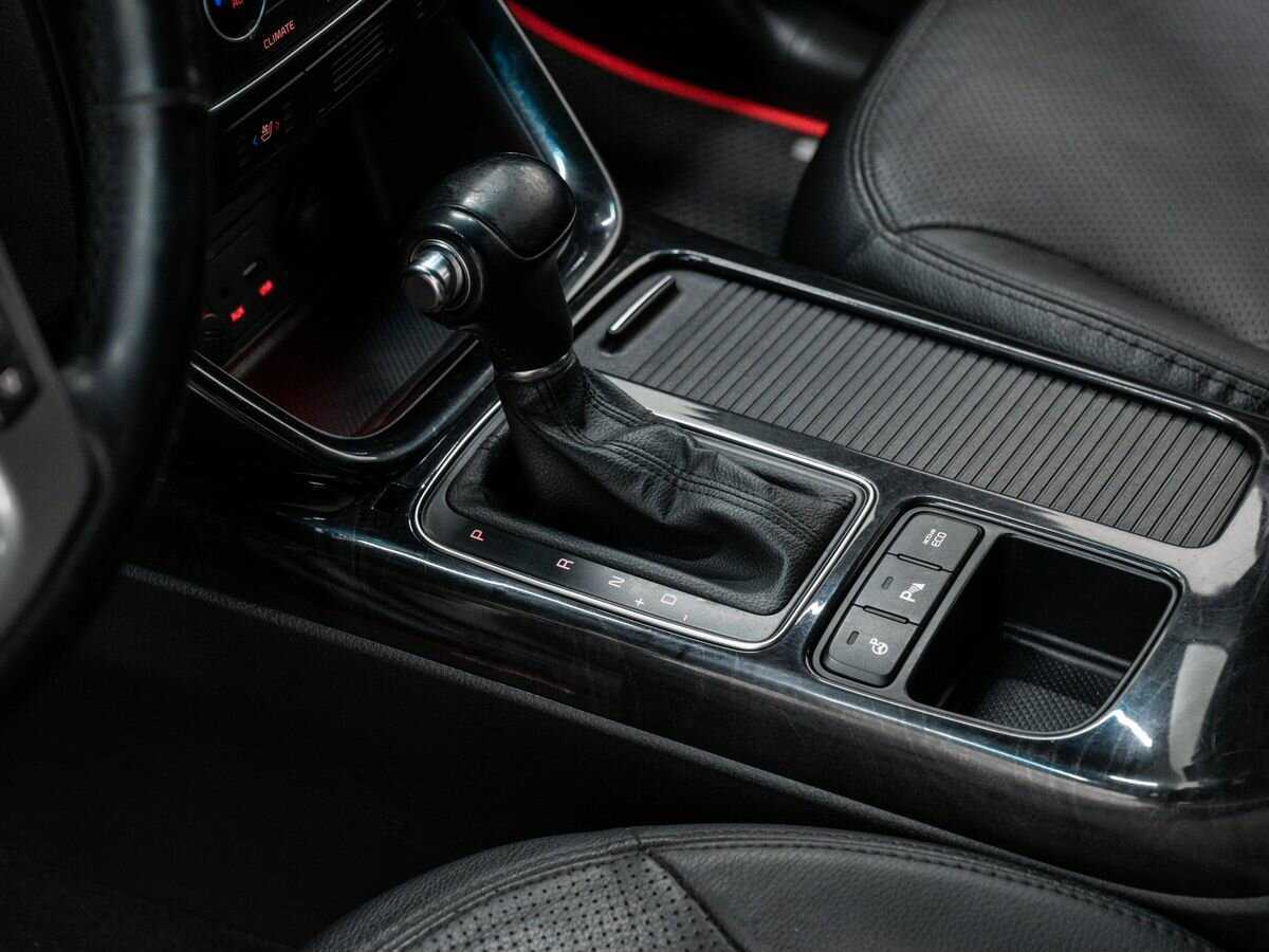 Б/У Киа Соренто 2015 года. Фото: #17