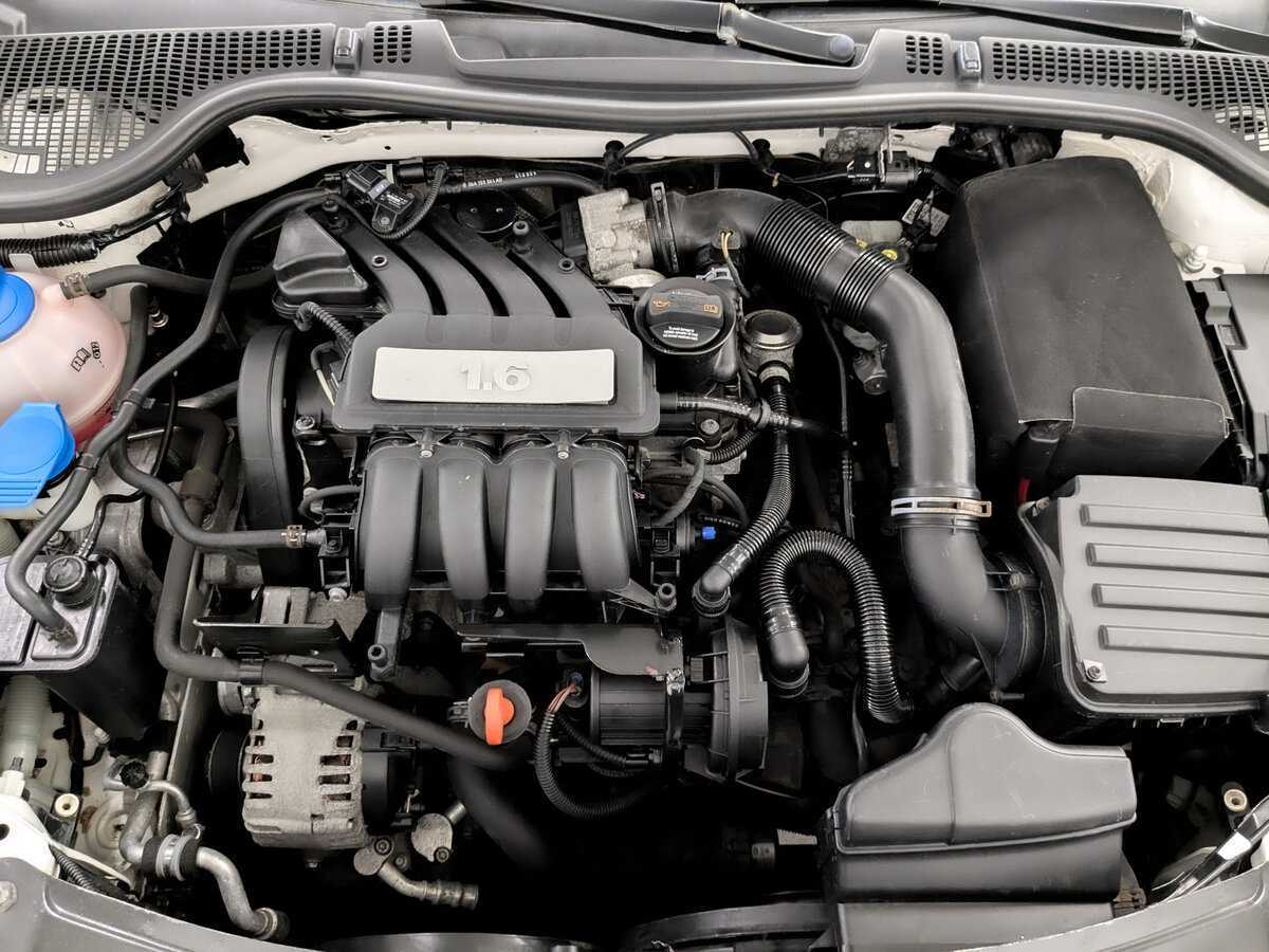 Б/У Шкода Октавия 2013 года. Фото: #8