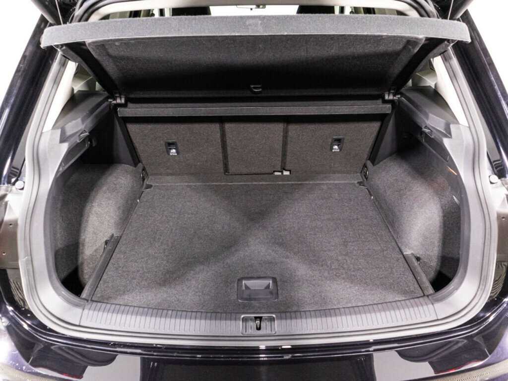 Volkswagen Tiguan 2020 года с пробегом. Фото: #14