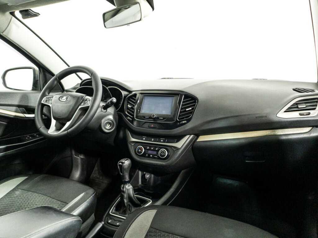 Б/У Лада (ВАЗ) Веста 2018 года. Фото: #8