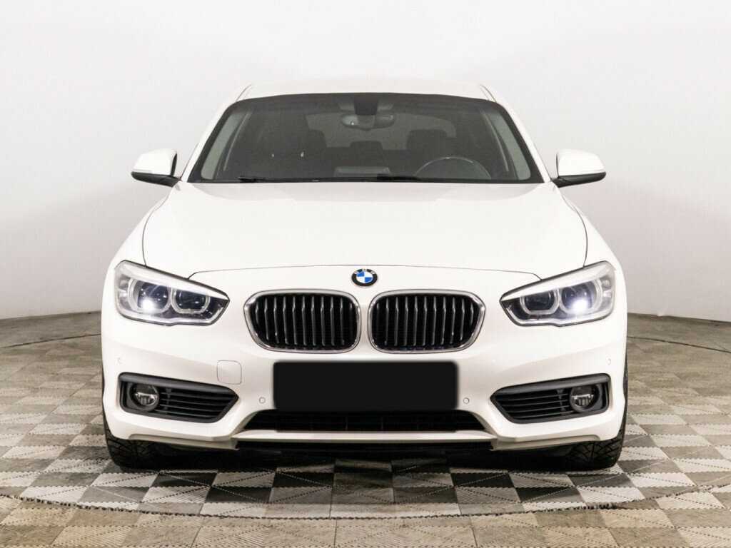 BMW 1 серии 2016 года с пробегом. Фото: #1