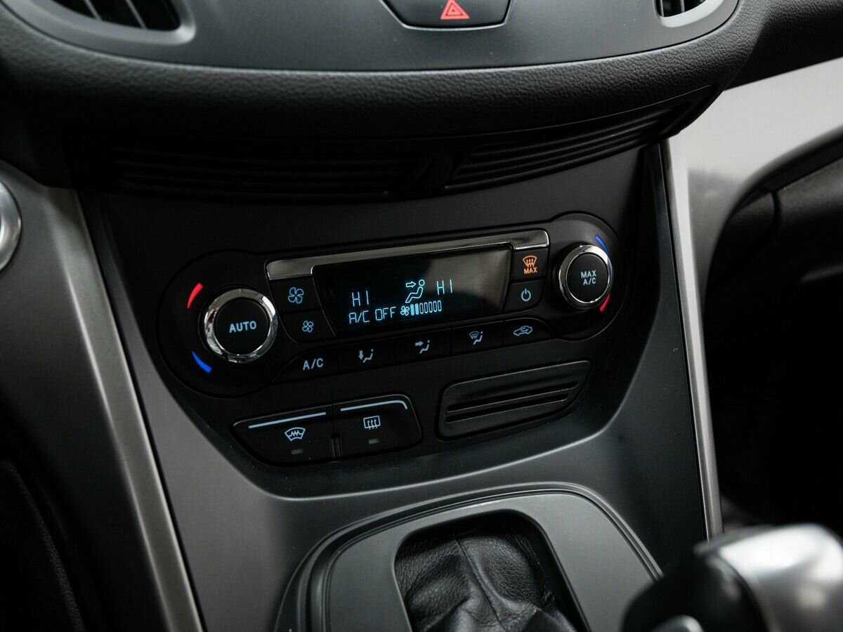 Б/У Форд Куга 2015 года. Фото: #19