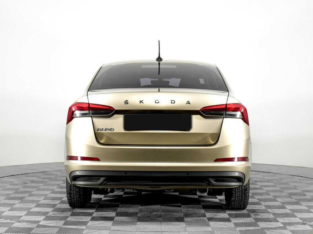 Б/У Шкода Рапид 2021 года. Фото: #4