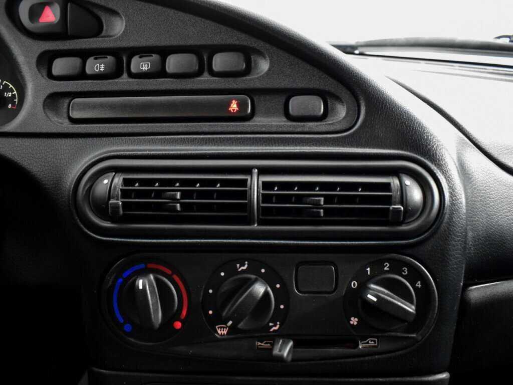 Chevrolet Niva 2017 года с пробегом. Фото: #12