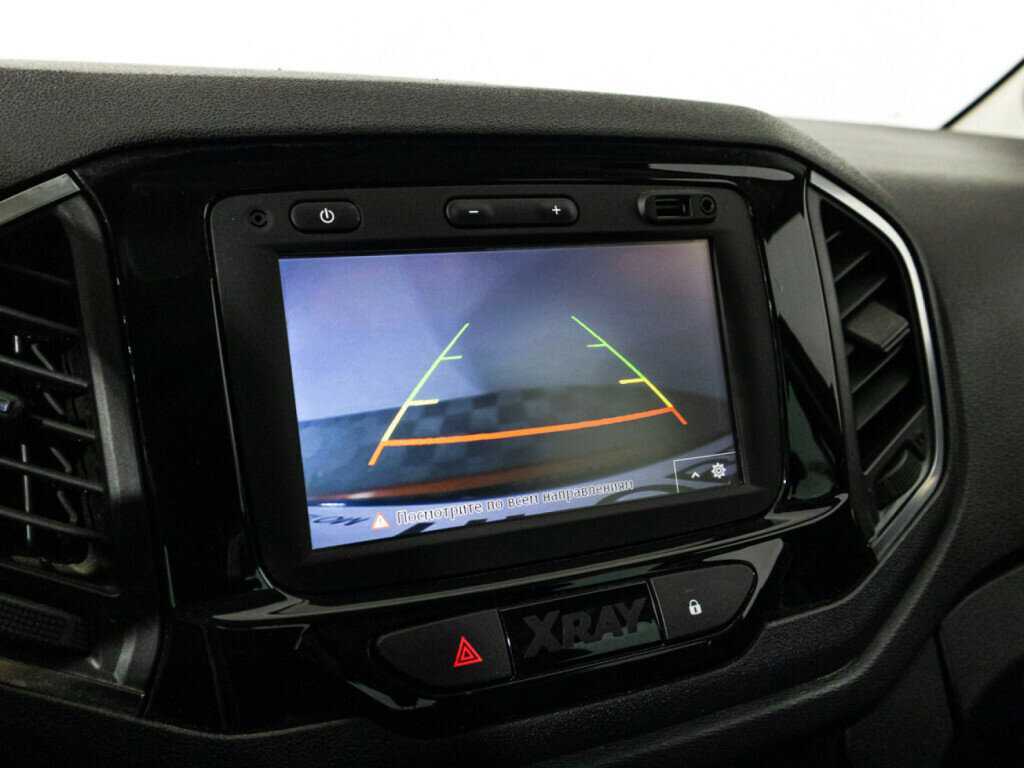 Б/У Лада (ВАЗ) ИКСРЭЙ 2016 года. Фото: #14