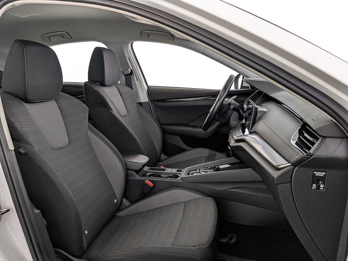 Skoda Octavia 2021 года с пробегом. Фото: #22