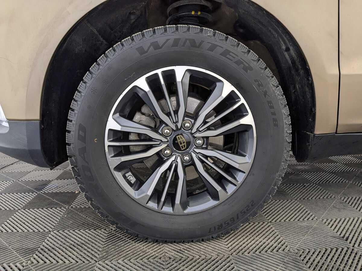 Б/У Джили Эмгранд Икс7 2019 года. Фото: #11