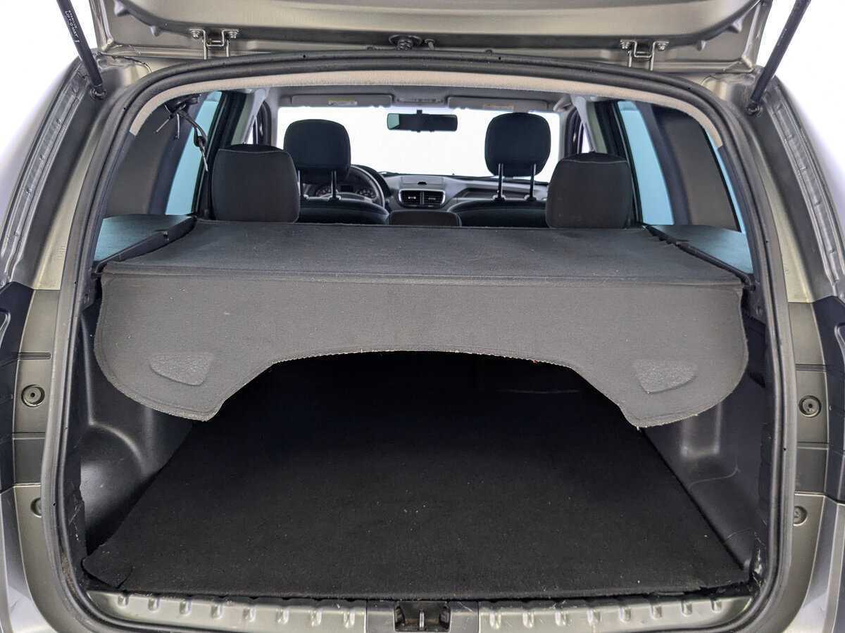 Б/У Ниссан Террано 2015 года. Фото: #9