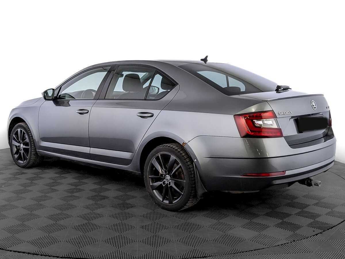 Б/У Шкода Октавия 2017 года. Фото: #6