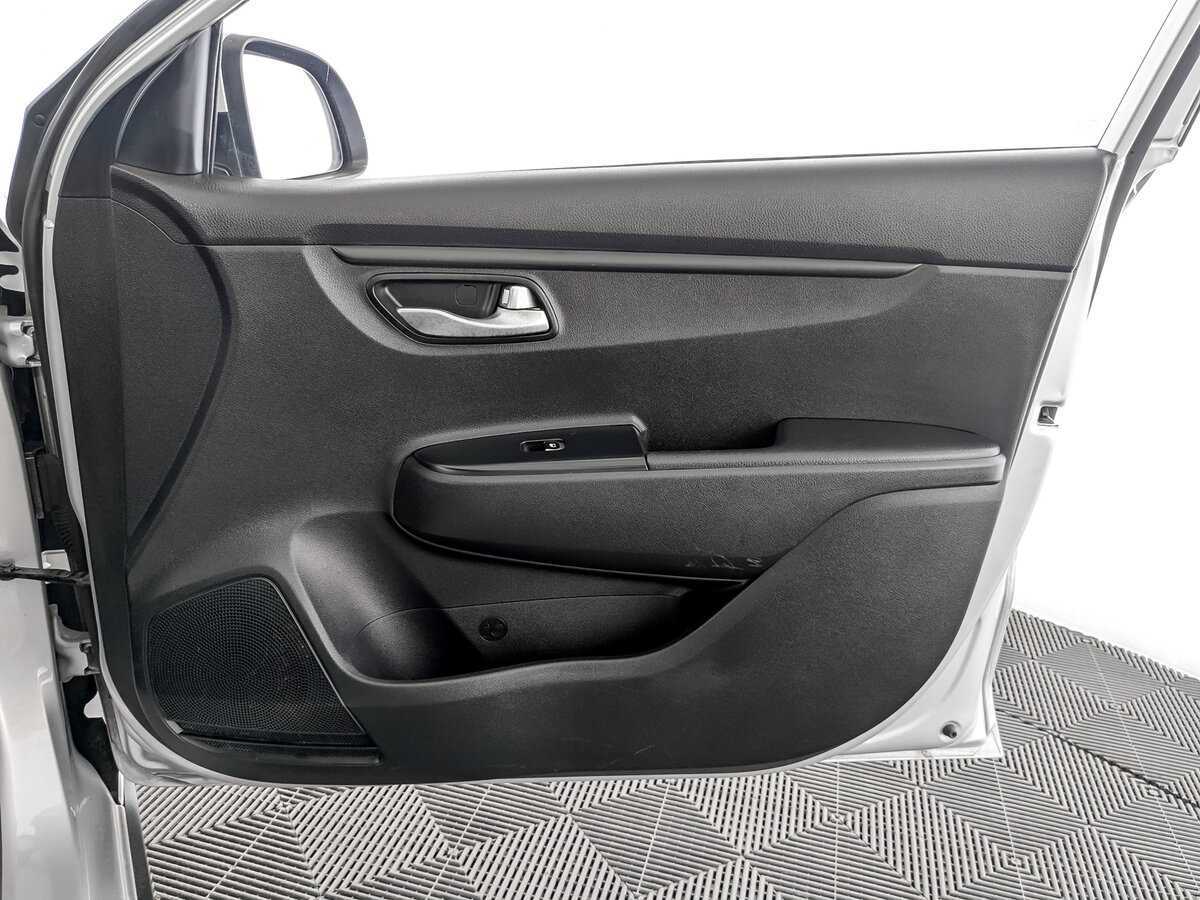 Б/У Киа Рио 2020 года. Фото: #21